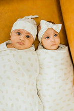 Load image into Gallery viewer, Acacia Swaddle and Bow bundle
